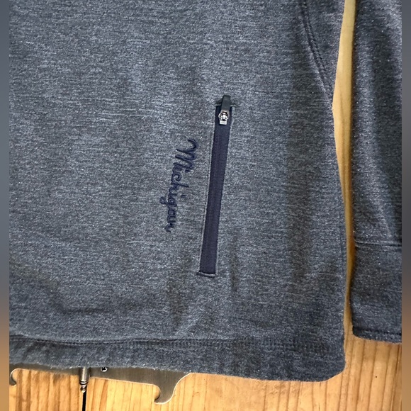 Michigan Colosseum 3/4 zipped hoodie Great condition w/ thumb holes - Picture 5 of 10